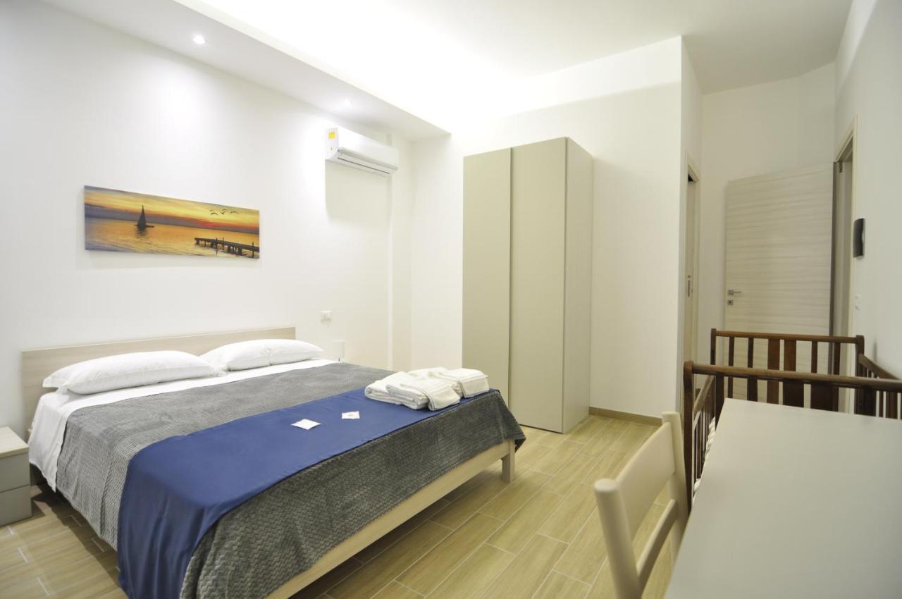 Il Giardino Nascosto Bed & Breakfast Portopalo Di Capo Passero Ngoại thất bức ảnh