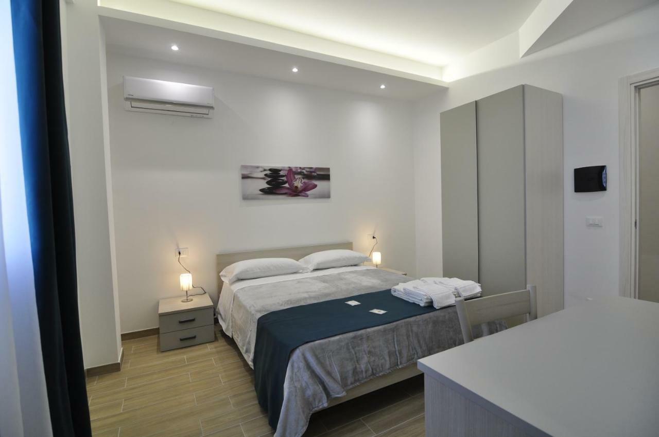Il Giardino Nascosto Bed & Breakfast Portopalo Di Capo Passero Ngoại thất bức ảnh