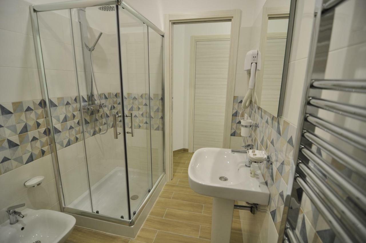 Il Giardino Nascosto Bed & Breakfast Portopalo Di Capo Passero Ngoại thất bức ảnh