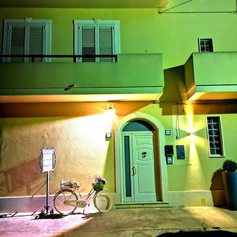 Il Giardino Nascosto Bed & Breakfast Portopalo Di Capo Passero Ngoại thất bức ảnh